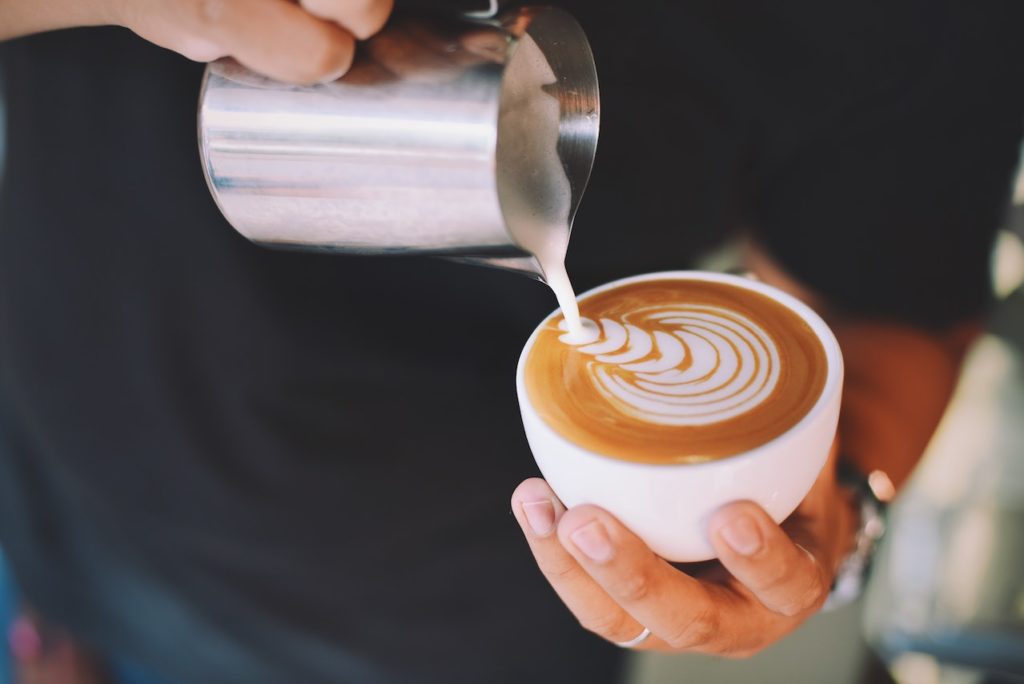 Les meilleures techniques de Latte Art pour impressionner vos clients